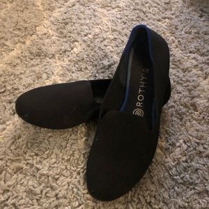 Black Rothys Loafer. In good used condition.